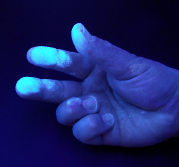 ЛУЧ-365 Люминесцентное метящее средство в распылителе со свечением в области 365 нм — фото 2